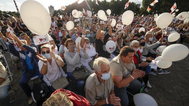 راهپیمایی ده ها هزار نفری مردم بلاروس علیه لوکاشنکو