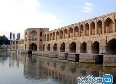 آثار تاریخی اصفهان در حال آسیب دیدن جدی و بلکه نابودی هستند